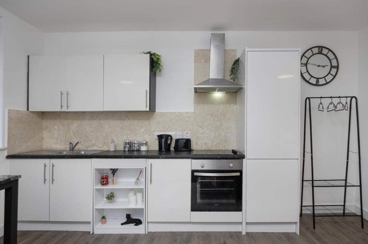 King Sized Luxury - Stylish Studio Flat Блэкпул Экстерьер фото